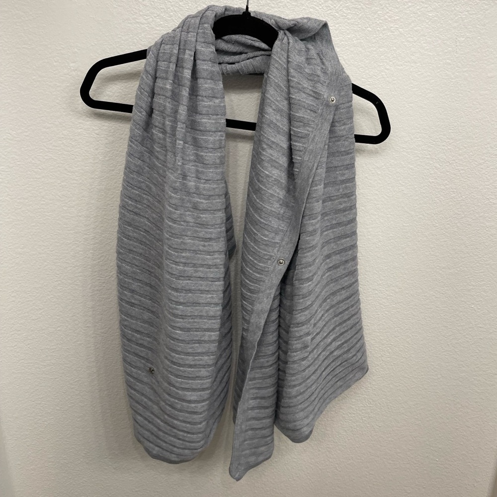LULULEMON scarf